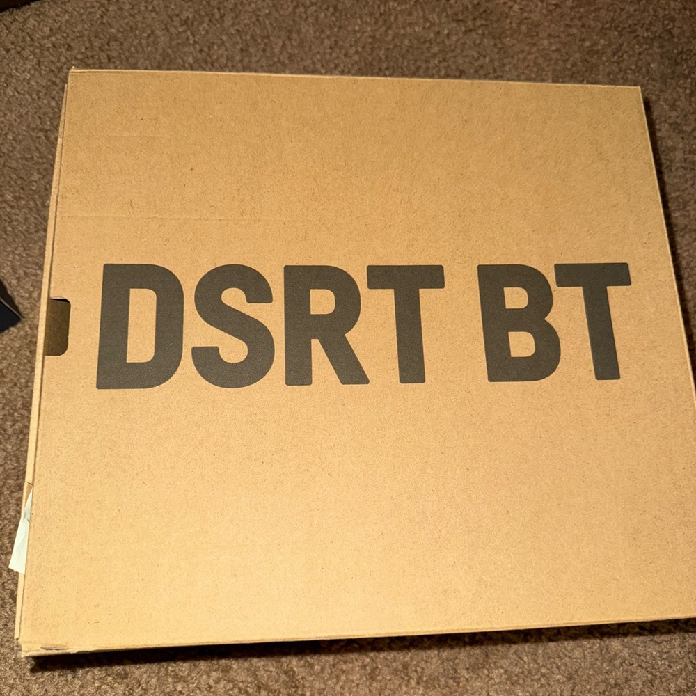 Authentic Adidas YZY DSRT BT Box in Brown